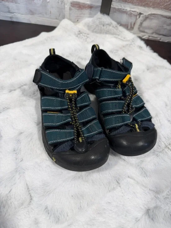 Kids Outdoor Sport Sandals - Dark Teal with Yellow Accents youth size 2