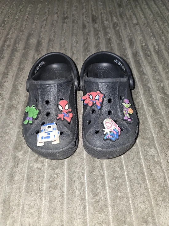 Kids Black Croc Clog Shoes with Superhero Charms Size 9 - KS 1