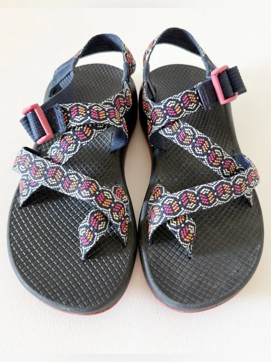 Chaco Sandals Toe Loop Classic Performance Hiking Outdoor Navy Pink 7