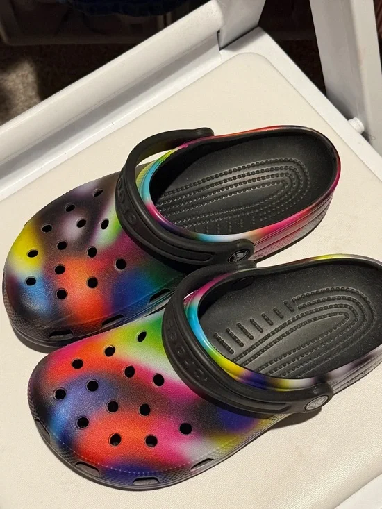 Kids Rainbow Tie-Dye Crocs Size J 5 - Black Insole- Like New