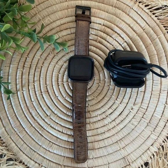 FITBIT Versa 2 Smartwatch With Leather Band and Charger