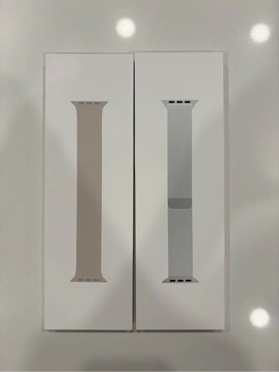 Brand New Apple Watch 41 MM Starlight Sport Band Size 6 & Silver Milanese Loop