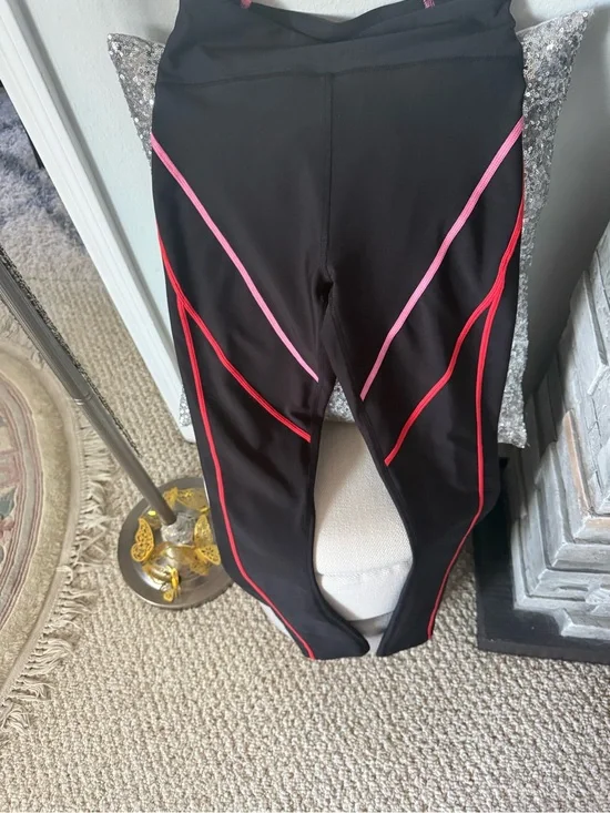 Old Navy Black High-Rise Leggings with Pink Trim