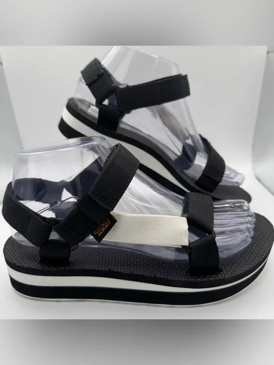 Teva Midform Universal Sandals Womens 6 NWOT Black White Platform Strappy Gorp