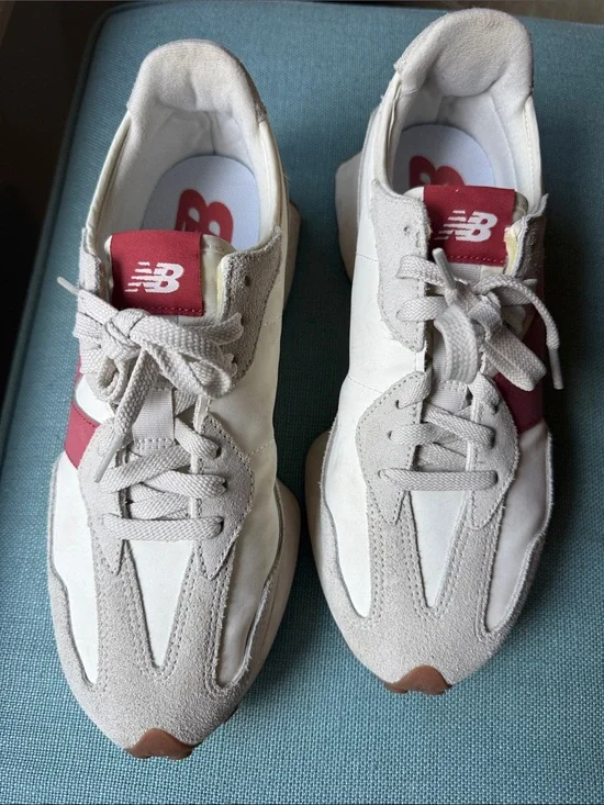 New Balance Cream & Burgundy 327 Lifestyle Sneakers