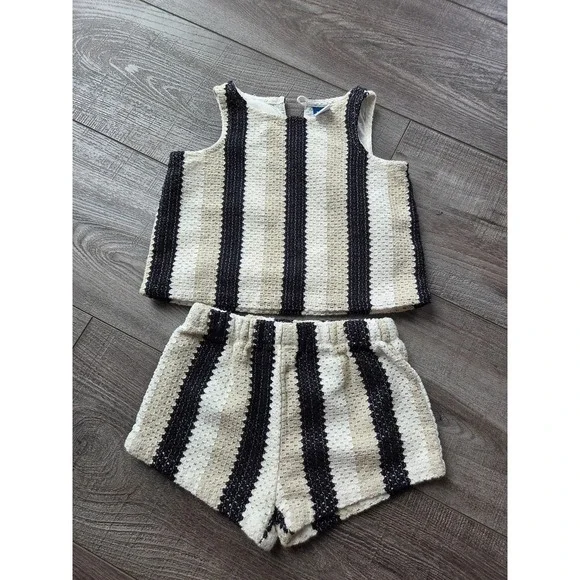 Old navy baby girl outfit‎ 3-6 mos