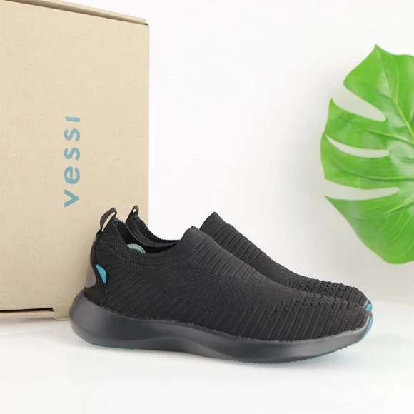Vessi Womens Everyday Move Slip-On Sneaker Size 6 Waterproof Black Comfort Shoes