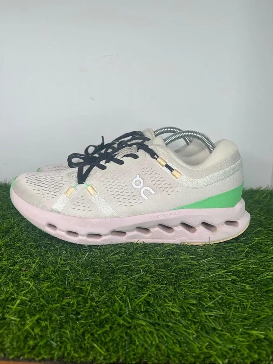 On running cloud surfer Next cloudTec phase women’s 10.5 running shoes