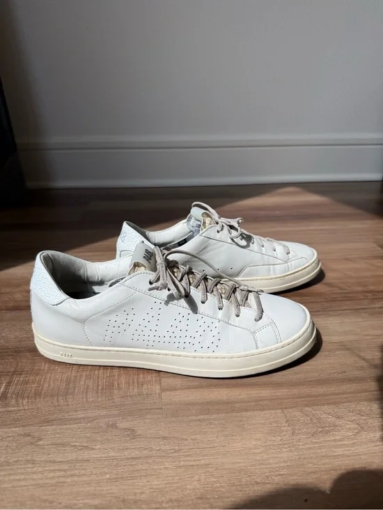 P448 Sneakers