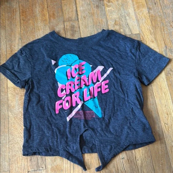 Old‎ Navy Charcoal Tee with Ice Cream Graphic Stranger Things