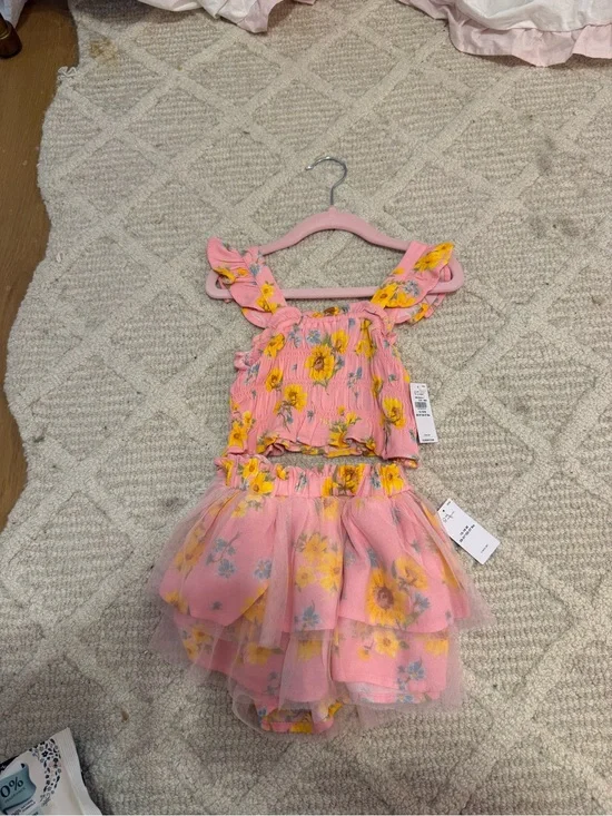 Old Navy Baby Girl Skirt Set