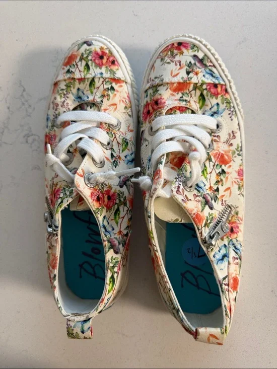 Blowfish Floral Lace-Up Canvas Sneakers - White Multicolor
