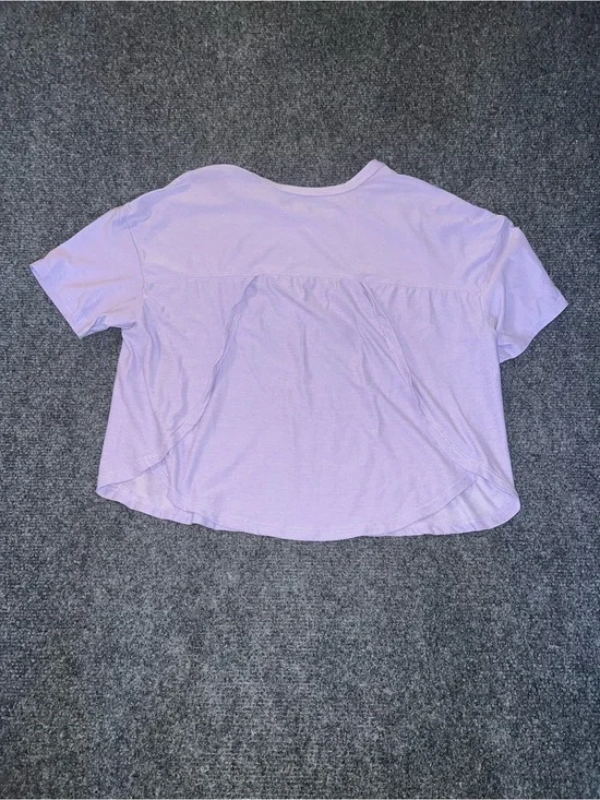 Old Navy Lavender Short Sleeve Relaxed Women's Tee