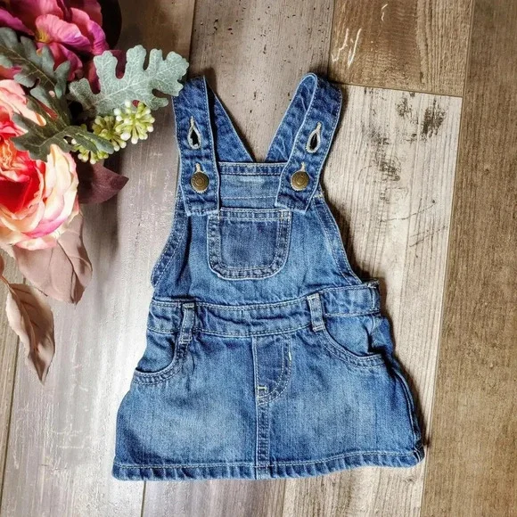 Old Navy Baby Girl Size 3-6M Denim Overall Jumper Dress NWOT