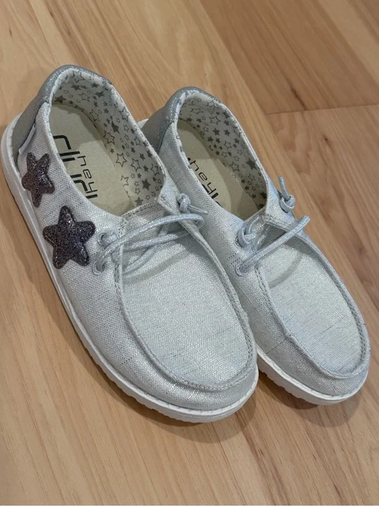 Hey Dude Girls Wendy Star Silver Youth Size 1