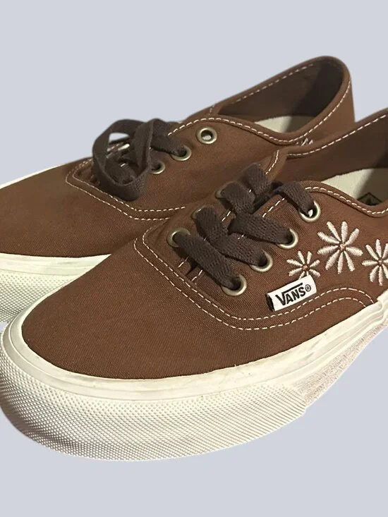 Vans Brown Canvas Sneakers with Floral Embroidery Size 6.5