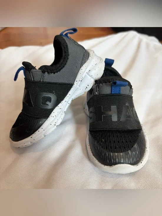 Shaq Black & Gray Slip-On Athletic Shoes baby boy size 5