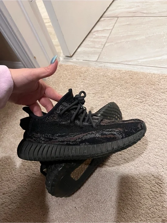 Yeezy Black Knit Low-Top Sneakers
