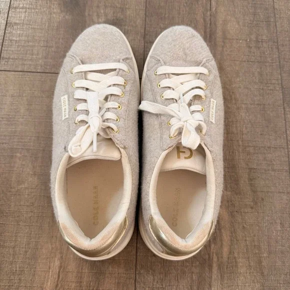 Cole Haan Grand Crosscourt‎ Wool Sneakers Beige Gold School Women 9.5 B Preppy