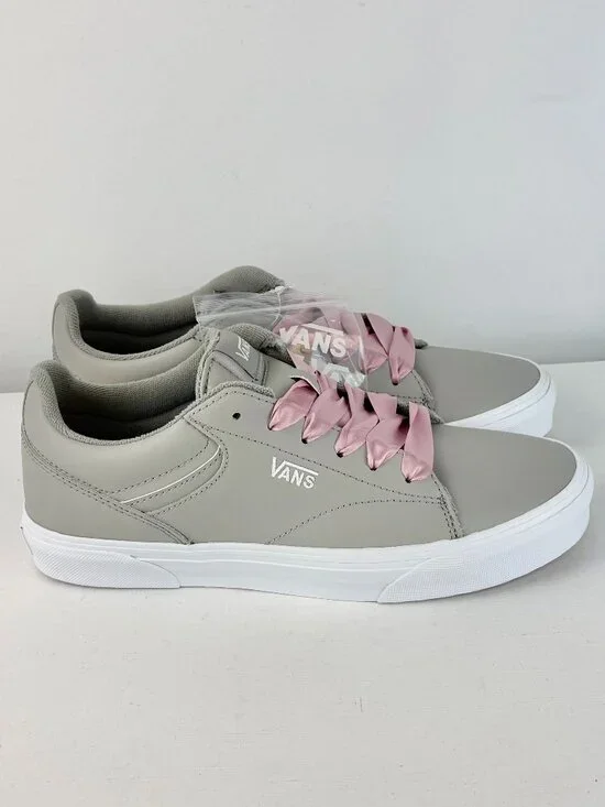 Women's 9 - VANS Seldan Platform Gray Sneaker with Lace Up Closure