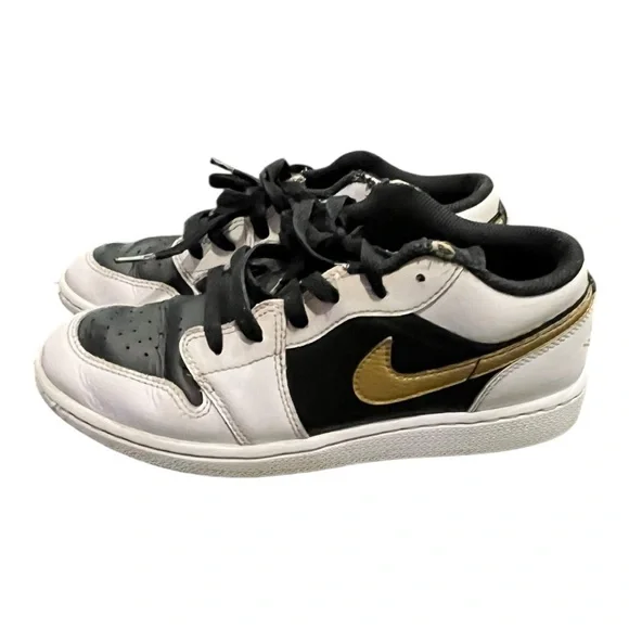 Nike Jordan 1 Low White‎ Black Metallic Gold Swoosh Size 5.5Y or 7 Women’s