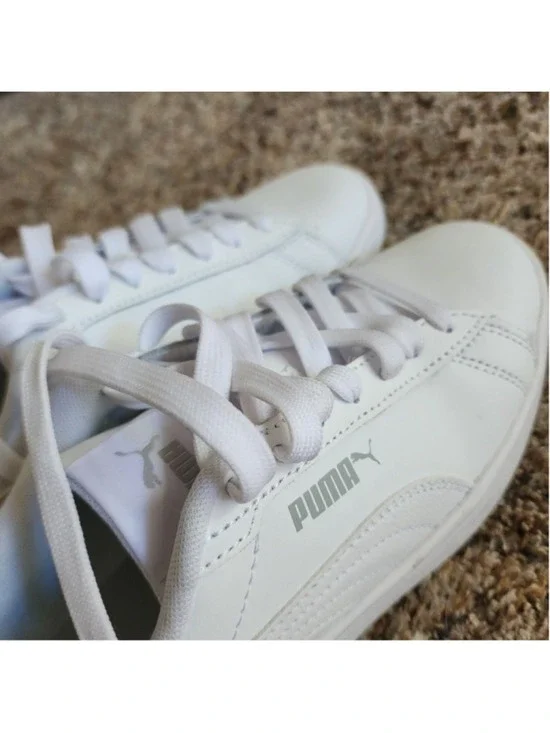 Puma Smash 3.0 Leather White Sneakers Women's 5.5 / 4Y Like New‎