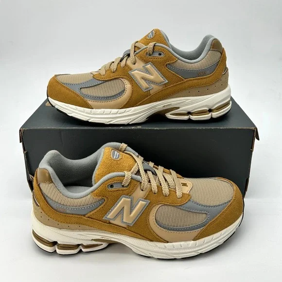 New Balance 2002 Size 6.5 Big Kids Sneakers Mustard Beige‎ Suede NEW GC2002CE