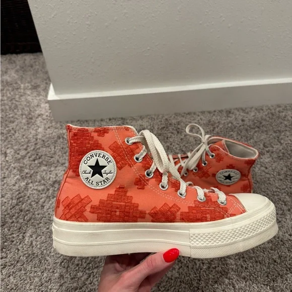 Unique peach orange Converse platform high tops size 9 embroidery design
