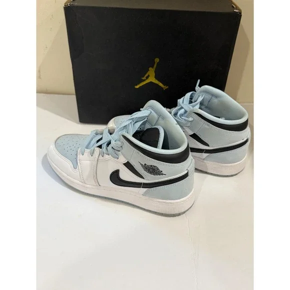 Nike Air Jordan 1 Mid SE 