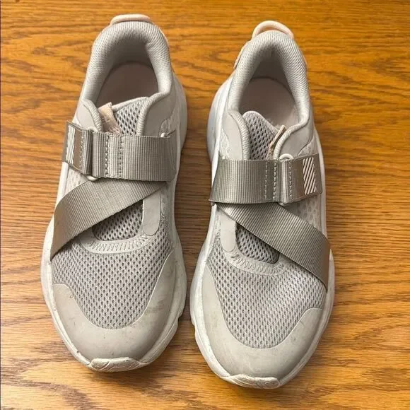 Sorel Gray and Tan Sneakers with Strap