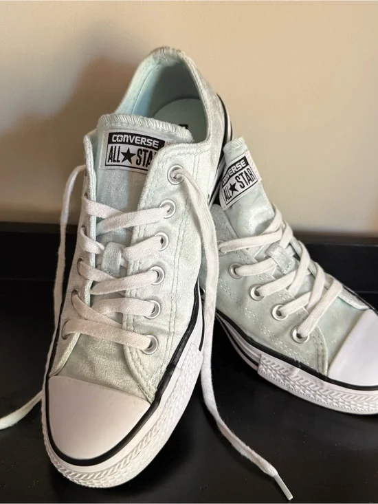 Converse Chuck Taylor All Star Velvet Low Top Sneakers | Mint Aqua | Women’s 8