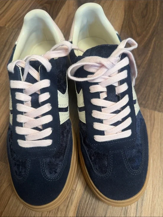Steve Madden Navy Suede Sneakers with Pale Pink Accents