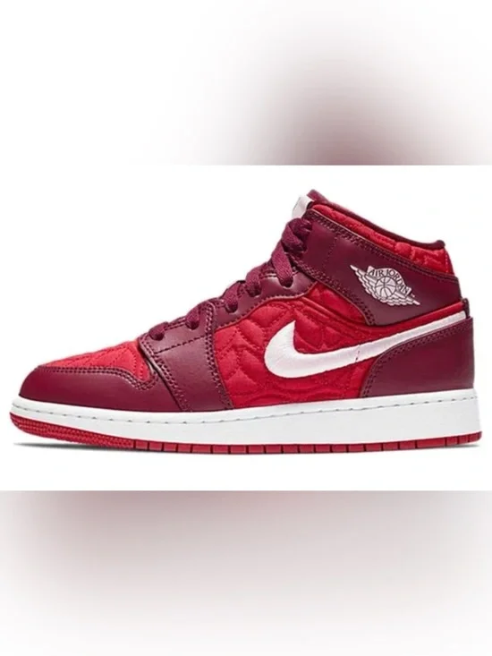 Sz 7 kids Air Jordan 1 Burgundy & Red High Top Sneakers