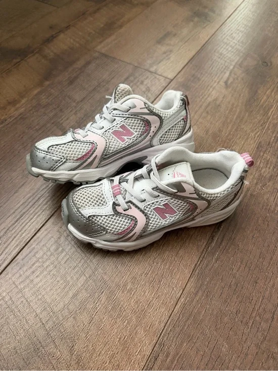 Toddler girl new balance shoes