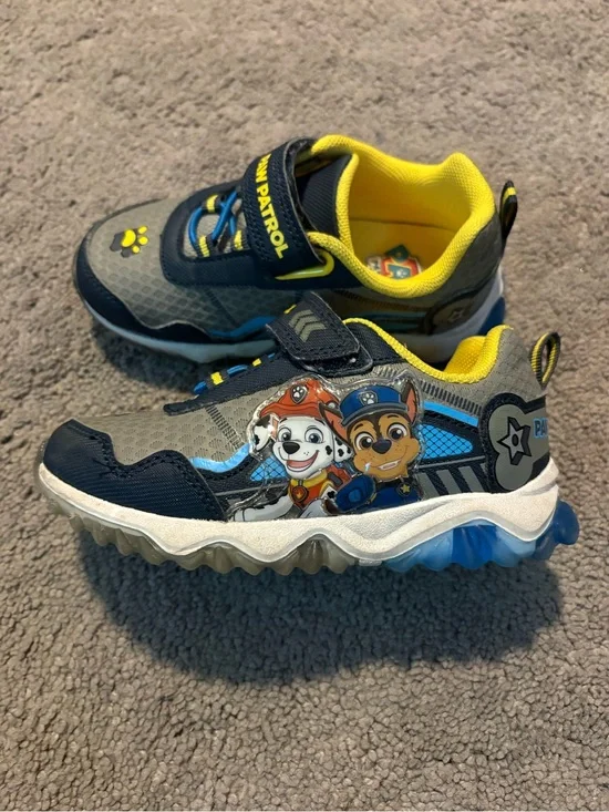 Paw Patrol Kids Navy and Yellow Light-Up Sneakers with Character Graphics