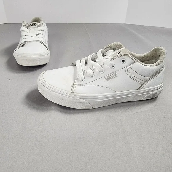 Vans Youth 2.0 White Leather Low Top Lace Up Skate Sneakers 500714