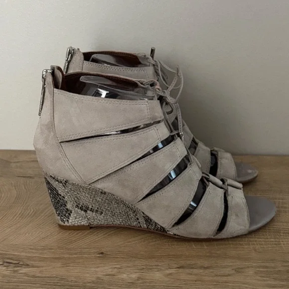 Donald Pliner Sandals Jeisa Lace Up Gladiator Snakeskin Heels Open Toe Shoes 7.5