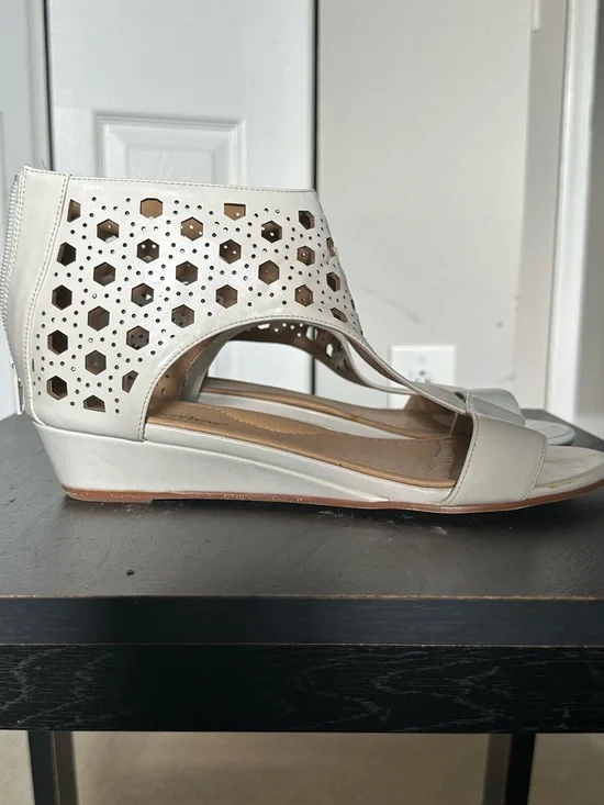 Comfortview - White Perforated Wedge Sandals - Size 10W