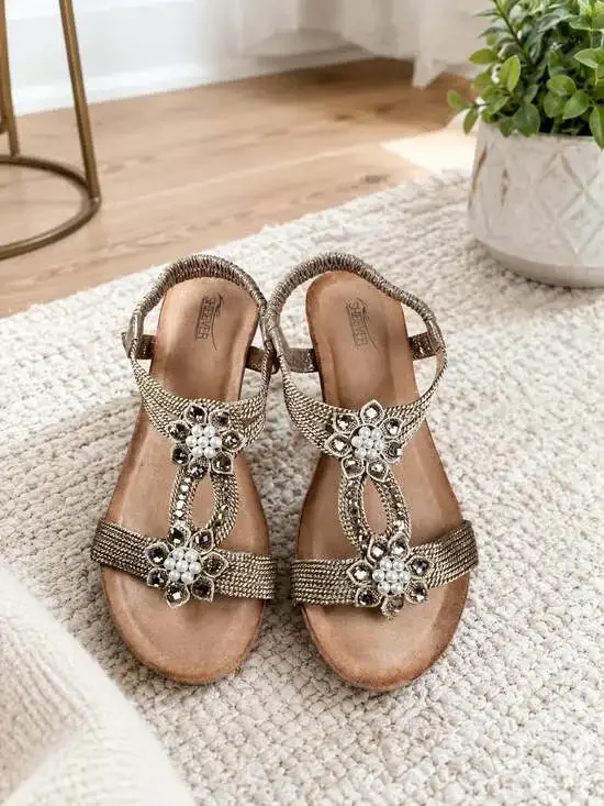 SHIBEVER Champagne Rhinestone Low Wedge Sandals Elastic Strap Women’s EU 40