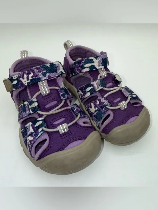 KEEN Newport H2 Toddler Sandals Purple Camo Closed Toe Water Shoes Size 5