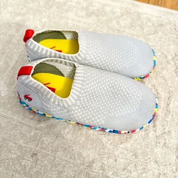 See Kai Run Kids Ryder Water Shoes - Light Gray Brand New Size 12 Toddler