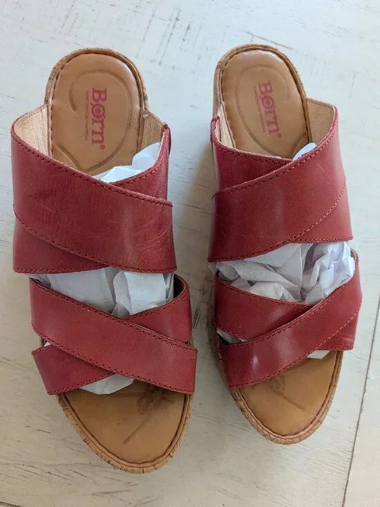 Born KAPITI Leather Cork Wedge Platform Sandal Size 8 Berry Red