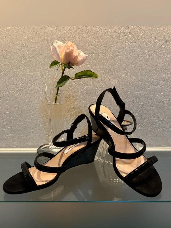Nina Black Strappy Wedge Sandals