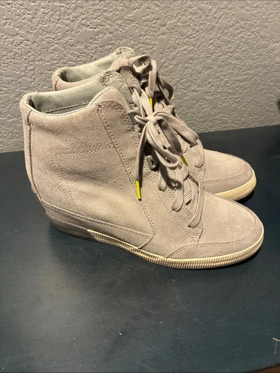 Sorel Out N About Dove Quarry Wedge Sneakers Ankle Bootie Boots Shoes 8.5 NEW