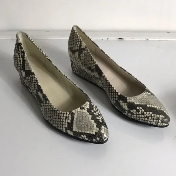 Easy Spirit Abelle Leather Low Wedge Shoes