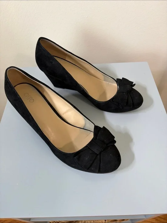 Cato Black Suede Bow Wedge Heels