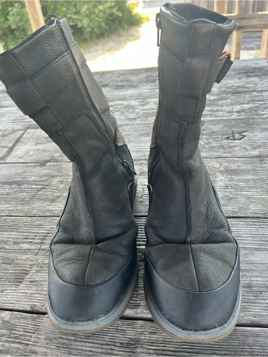 MERRELL WOMENS  Black  WINTER BOOT, insulated sz 9