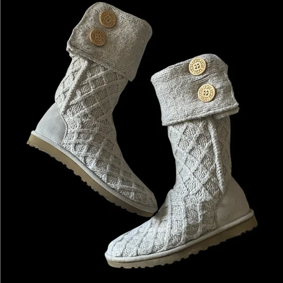UGG-SIZE 8-TALL GRAY SWEATER BOOTS