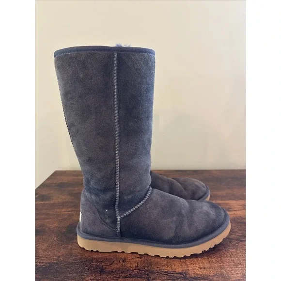UGG Classic Tall Navy Blue Boots Womens 9 Suede Shearling Fur Lined Y2K