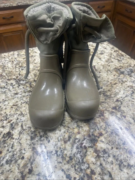 Waterproof Olive Green Rain Boots